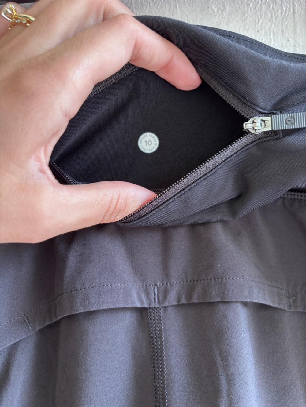 lululemon athletica Speed Up Shorts - Picture 4 of 4